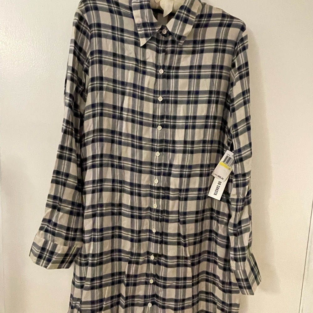 NEW! BB Dakota Blue & Grey Plaid Button-Up Shirt- Medium